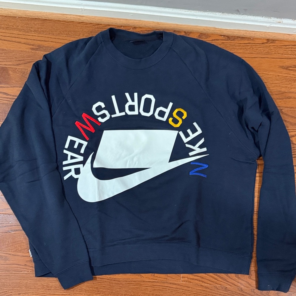 Nike NSW Men's Navy Crewneck Sweatshirt with Multicolor Logo